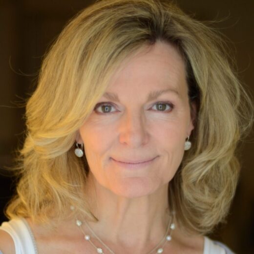 Lori Lansens credit Mark Raynes Roberts